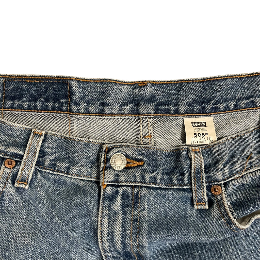 Jean droit en denim coupe classique
