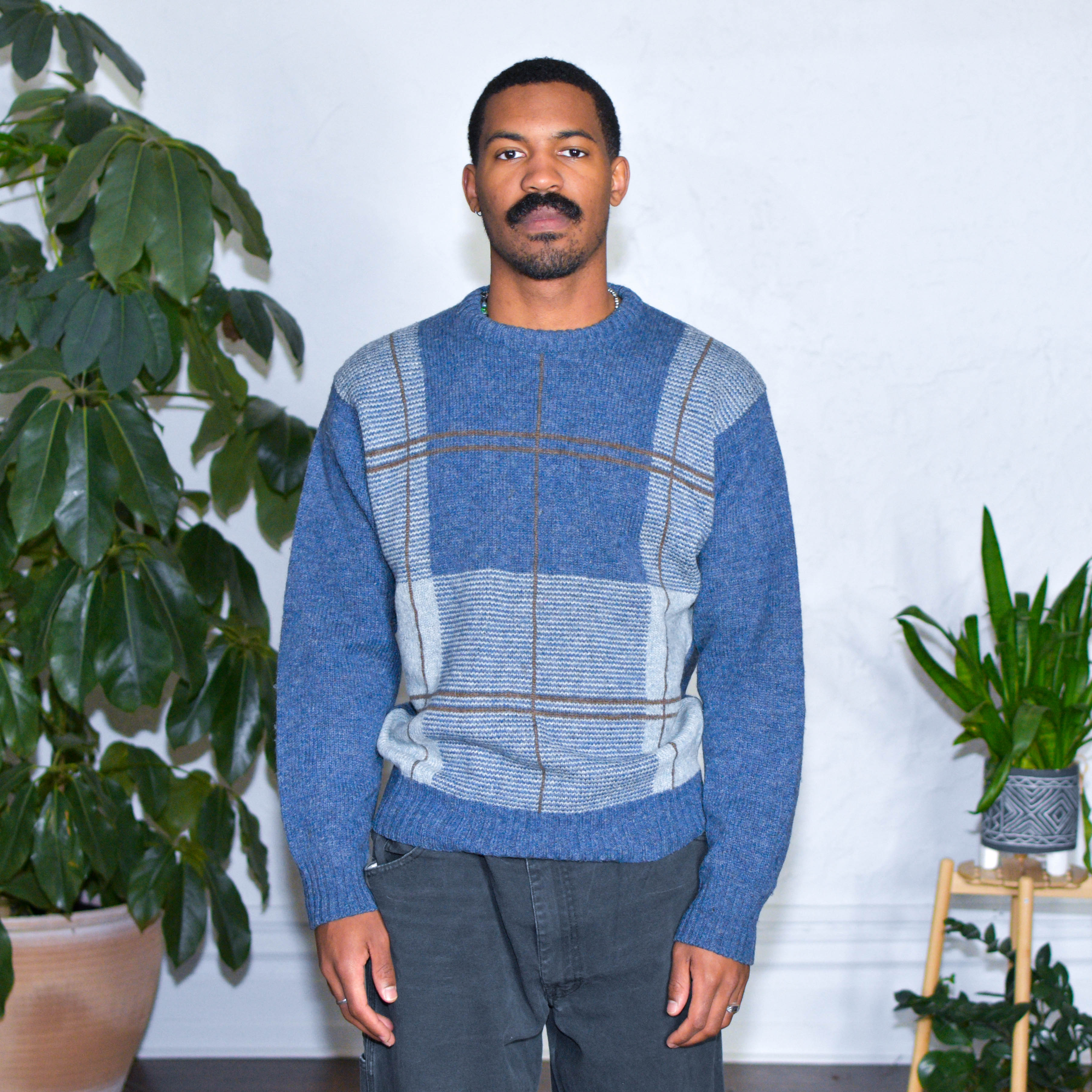 Pull en laine tricoté à rayures vintage