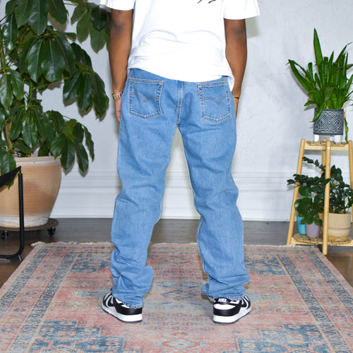 Jean droit en denim coupe classique