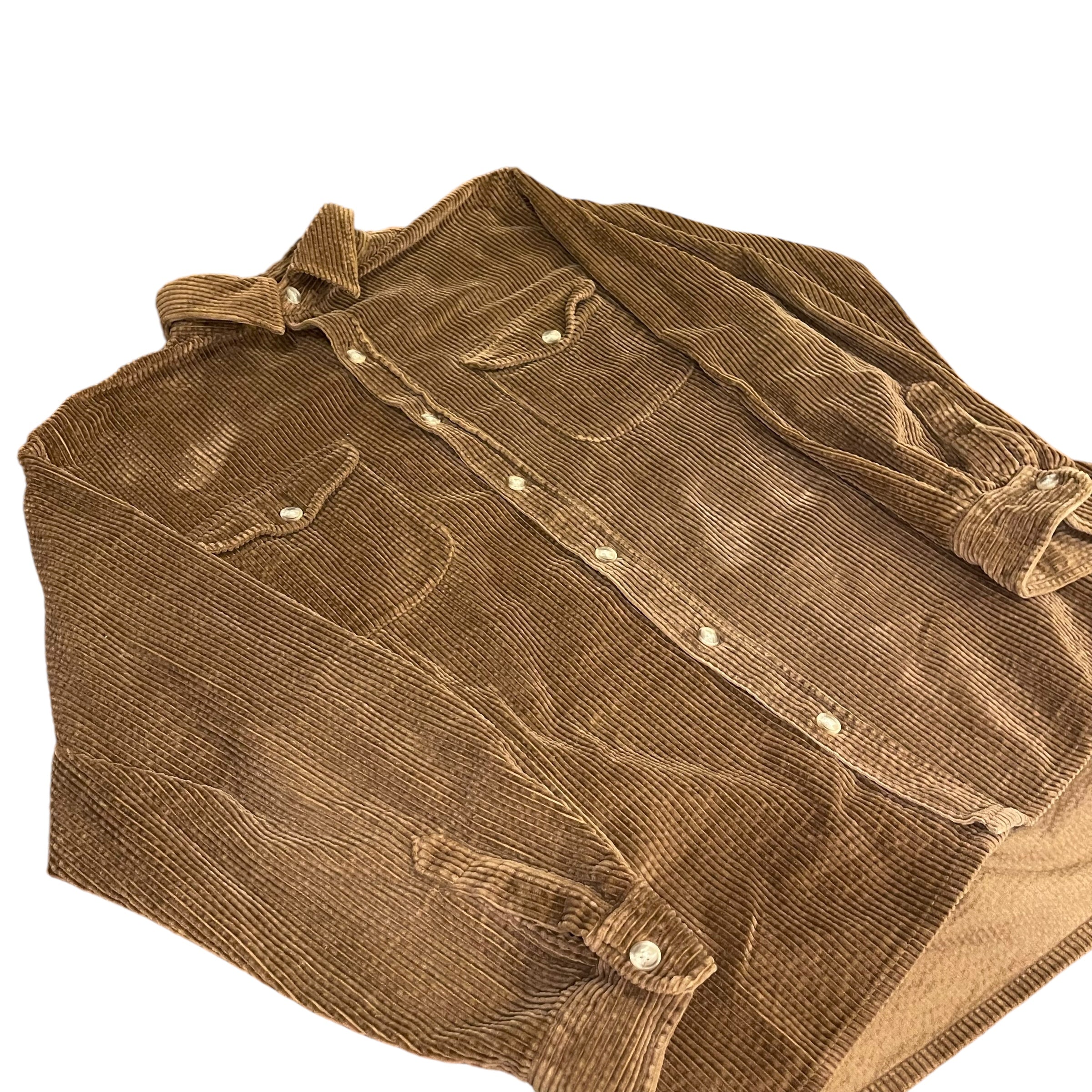 Chemise boutonnée en velours côtelé marron vintage
